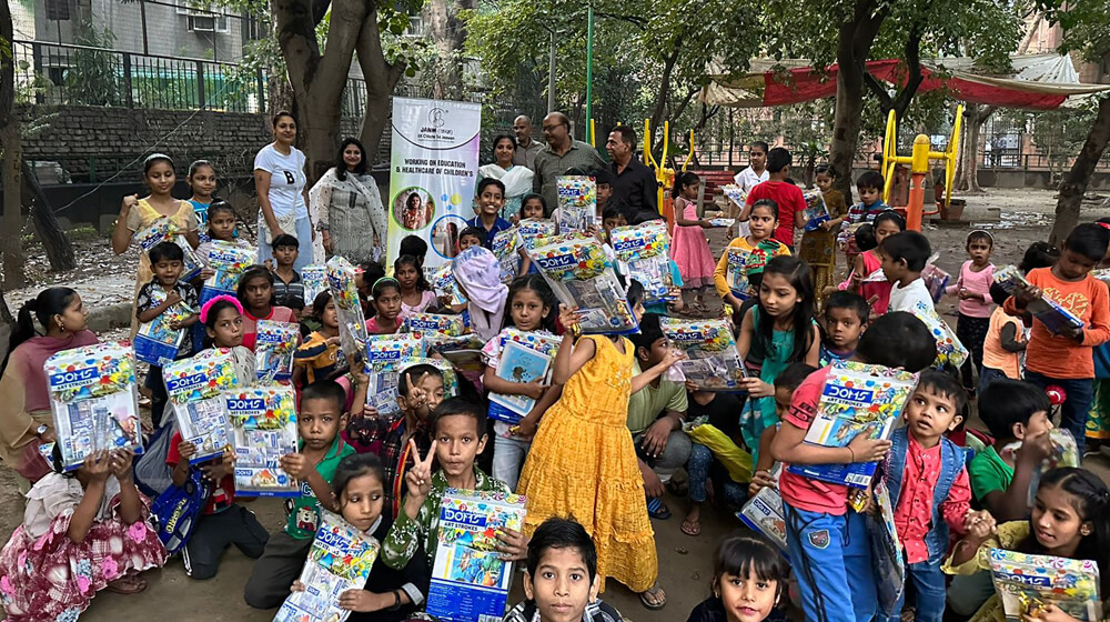 Stationery Kit Distribution